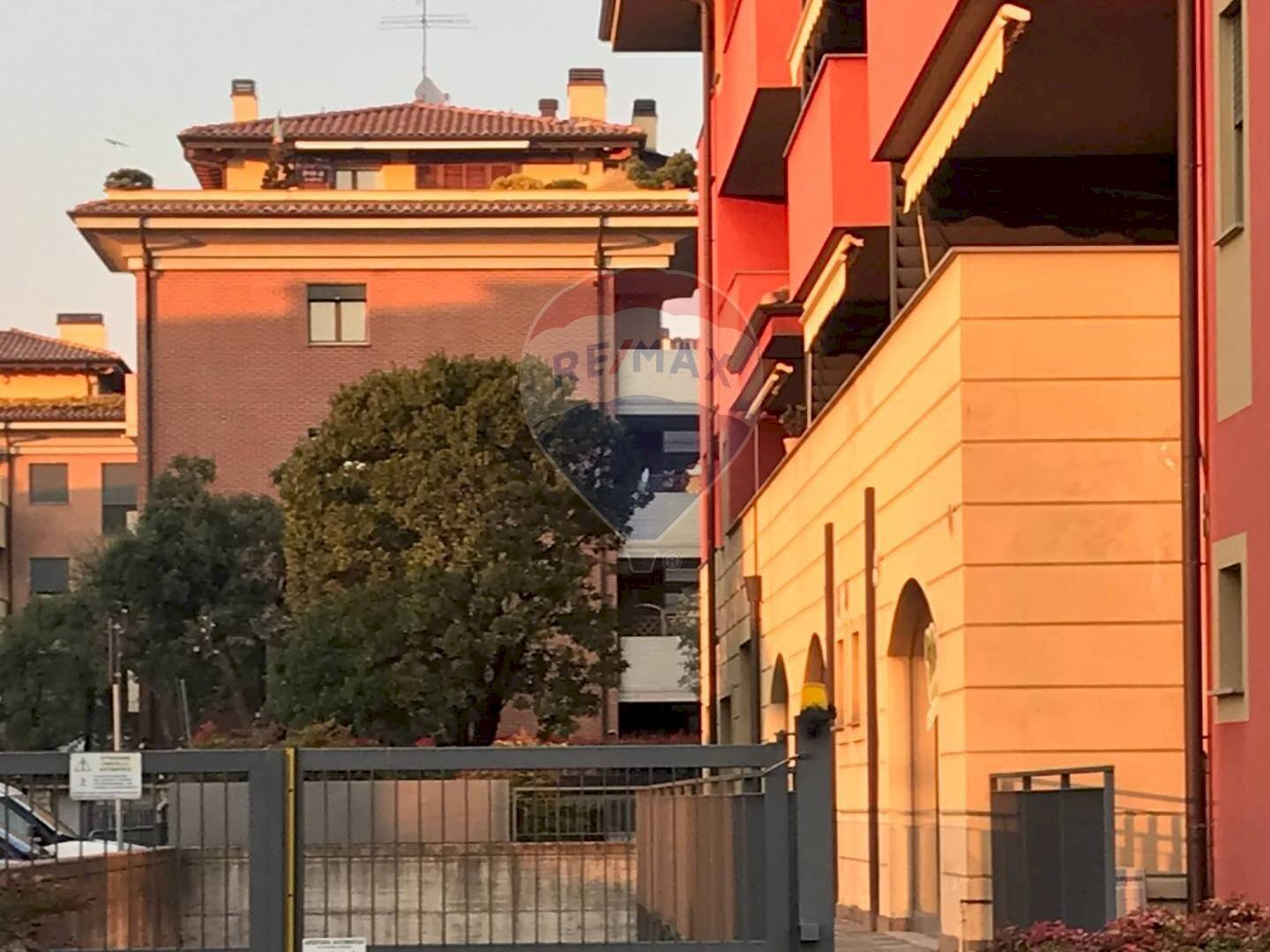 Warehouse via macchiavelli, Seriate - photo 1