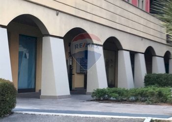 Warehouse via macchiavelli, Seriate - photo 3