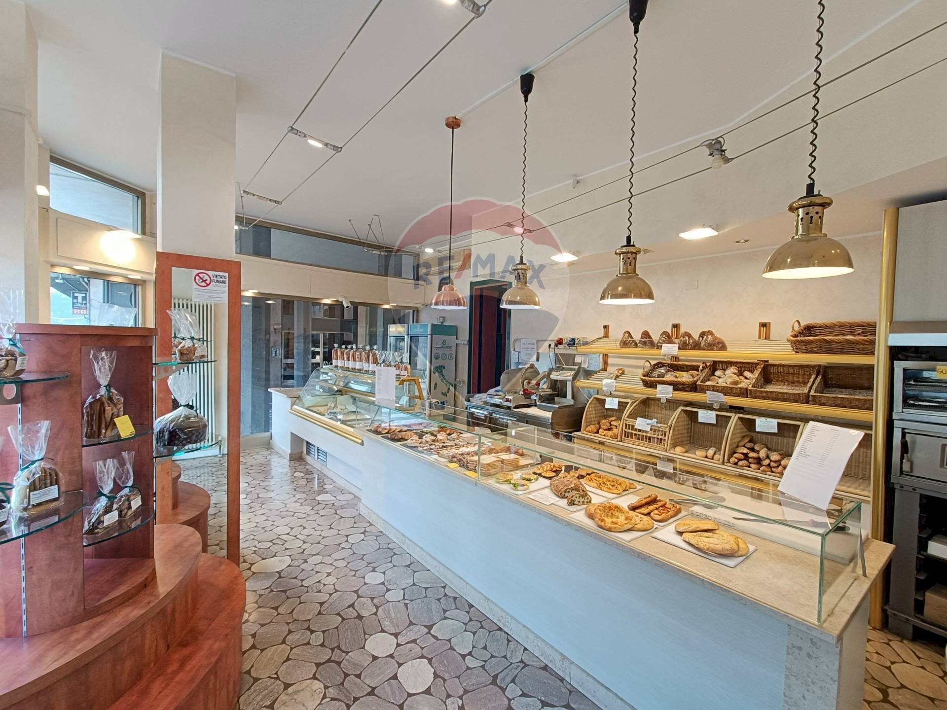 Negozio Piazza Papa Giovanni XXIII, Torre Boldone - foto 3