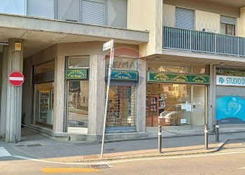 Negozio Piazza Papa Giovanni XXIII, Torre Boldone - foto 1