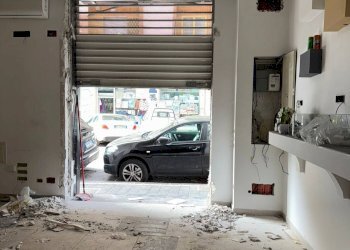 Locale Commerciale Via Sichelmanno, Salerno - foto 5