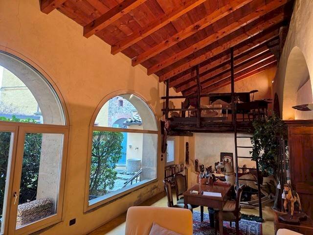 Salone - Casa indipendente via Castello, 4, Gattico-Veruno - foto 3