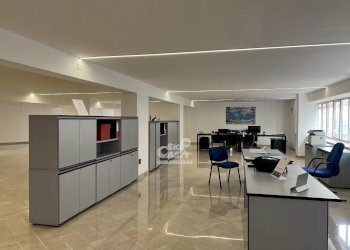 Office Via Francesco Crispi, Marsala - photo 1