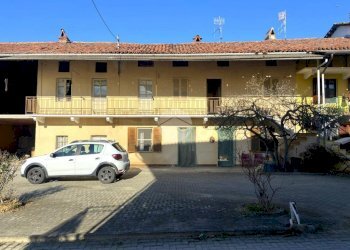 Semi-detached house Cascina gouj, Bollengo - photo 1