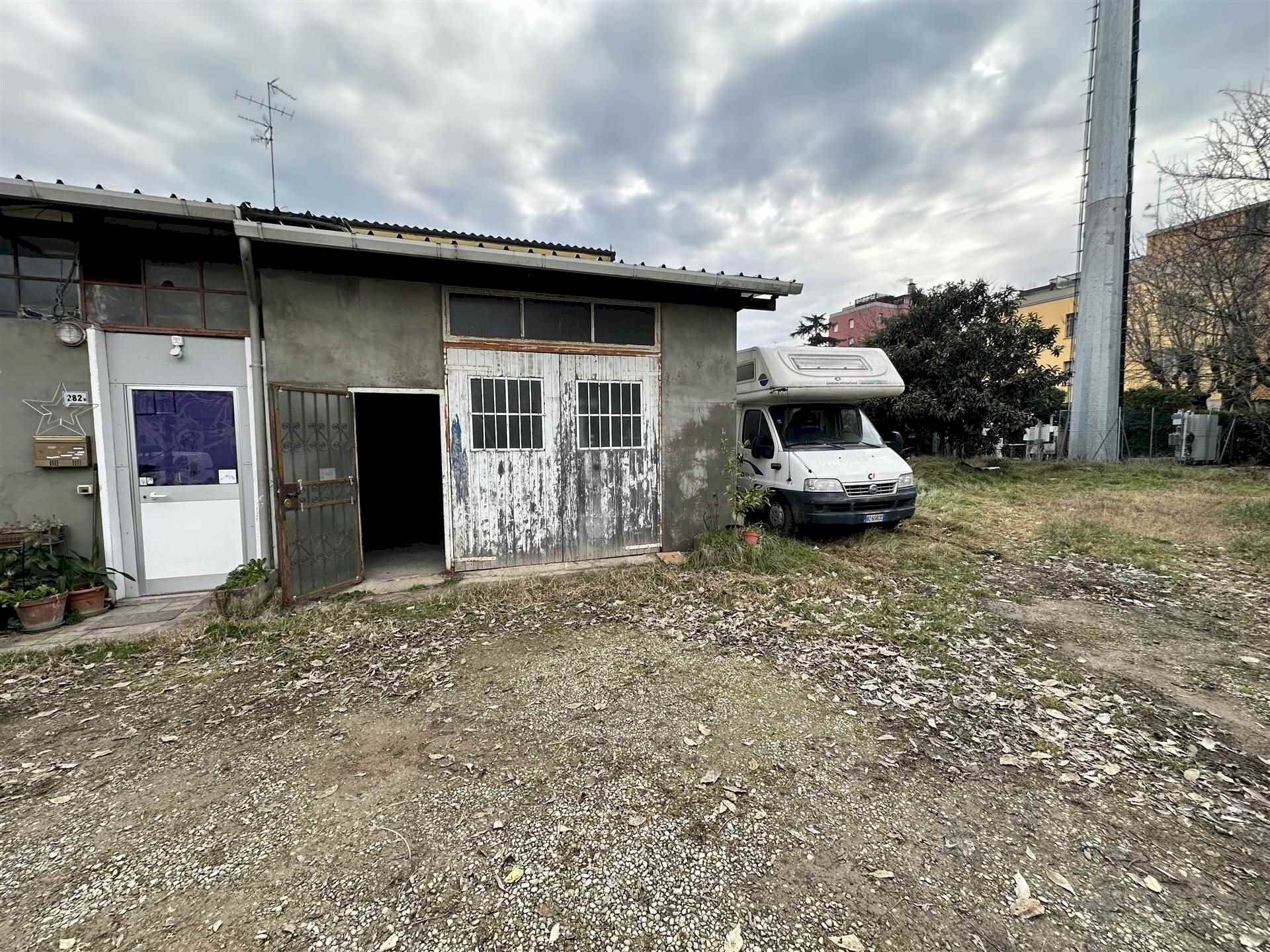 Laboratorio Via di corticella 270, Bologna (zona Corticella) - foto 1