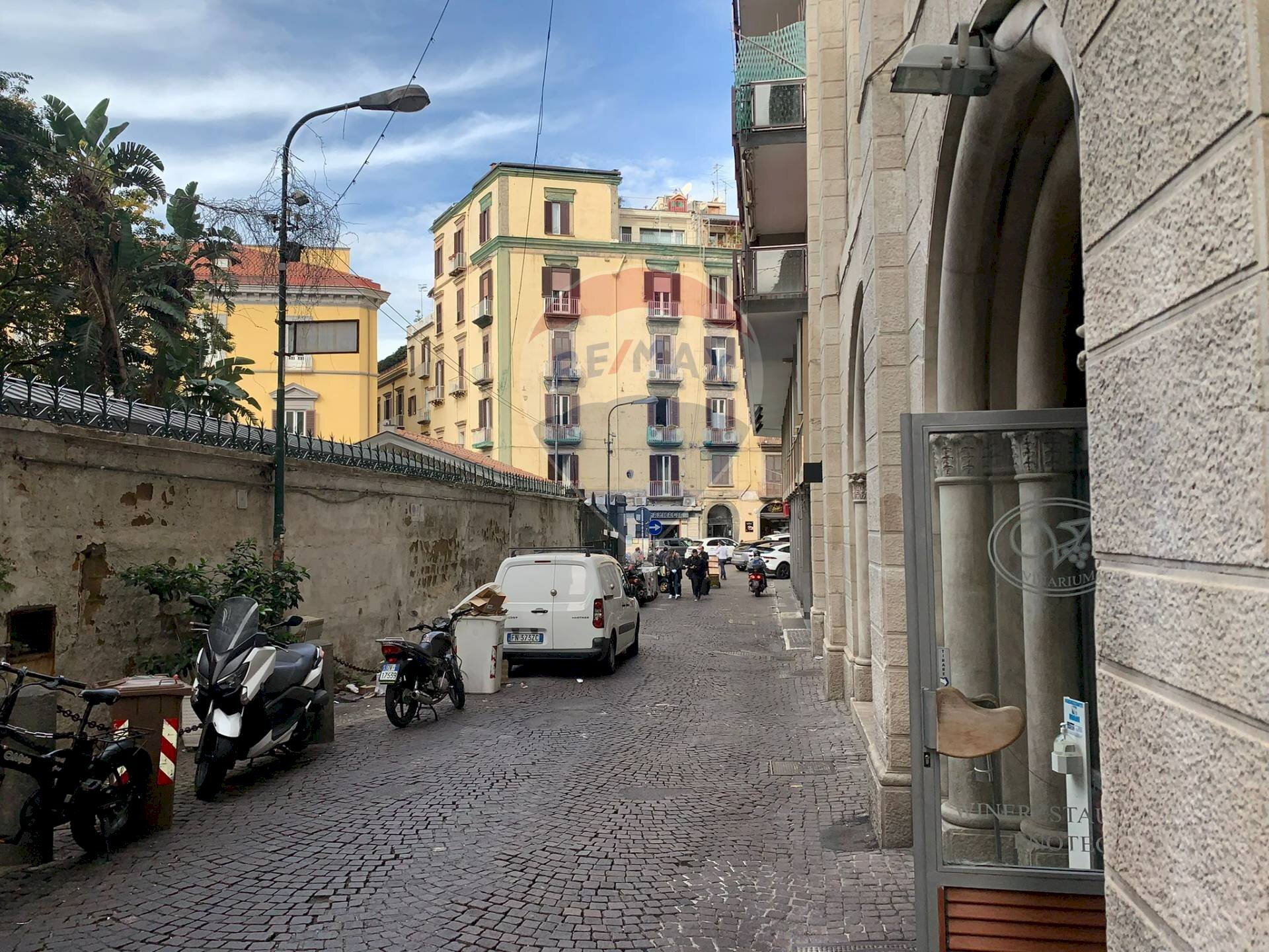 Appartamento Napoli (zona San Ferdinando) - foto 2