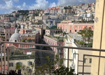 Appartamento Napoli (zona San Ferdinando) - foto 4