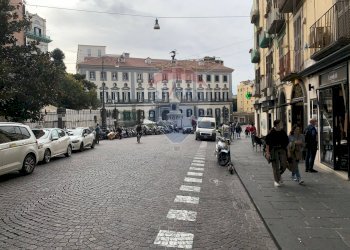 Appartamento Napoli (zona San Ferdinando) - foto 6