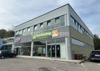 Locale Commerciale strada statale 5 Dir, Pratola Peligna - foto 1