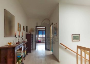 Disimpegno - Villa a Schiera Borgo Orsini, San Leo - foto 5