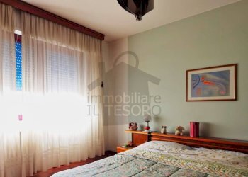 Camera da letto - Villa a Schiera Borgo Orsini, San Leo - foto 7