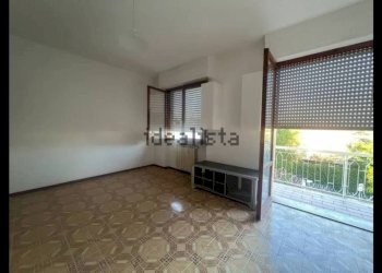 Camera da letto - Trilocale via Emilia, 282, Pisa - foto 11