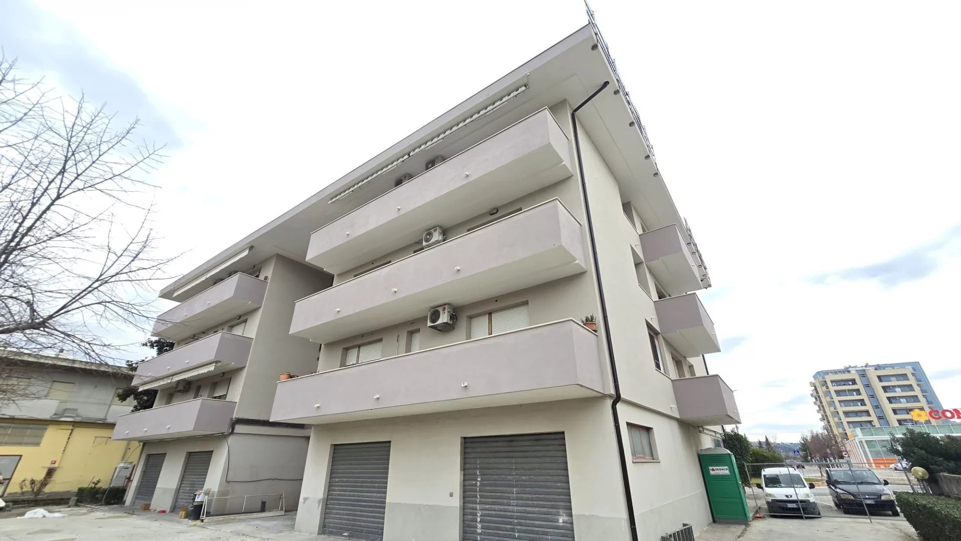 Apartment Via Cavour, n, San Giovanni Teatino - photo 2