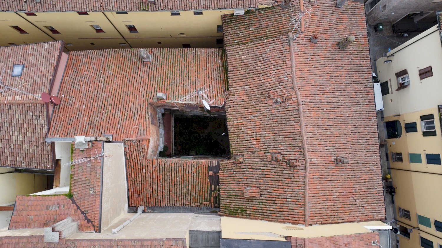 Stabile - Palazzo Via San Pier Grisologo, Imola - foto 2