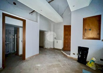 Three-room apartment Piazza luigi cibrario, Viù - photo 6