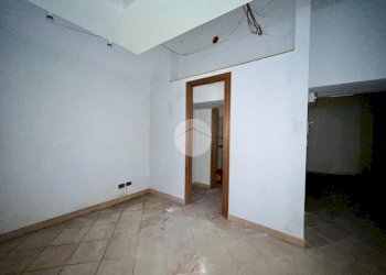 Three-room apartment Piazza luigi cibrario, Viù - photo 7