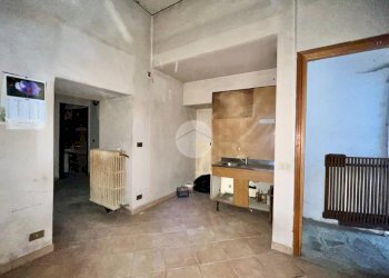 Three-room apartment Piazza luigi cibrario, Viù - photo 14