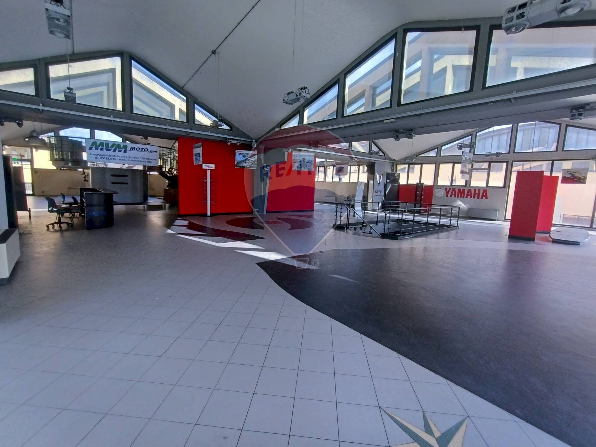 Commercial Premises Via Filippo Antolini, 11 
 Mazzini, Bologna (neighborhood Mazzini) - photo 1