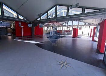 Commercial Premises Via Filippo Antolini, 11
Mazzini, Bologna (neighborhood Mazzini) - photo 14