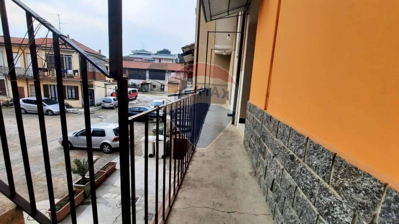 Two-room apartment Busnago - photo 3