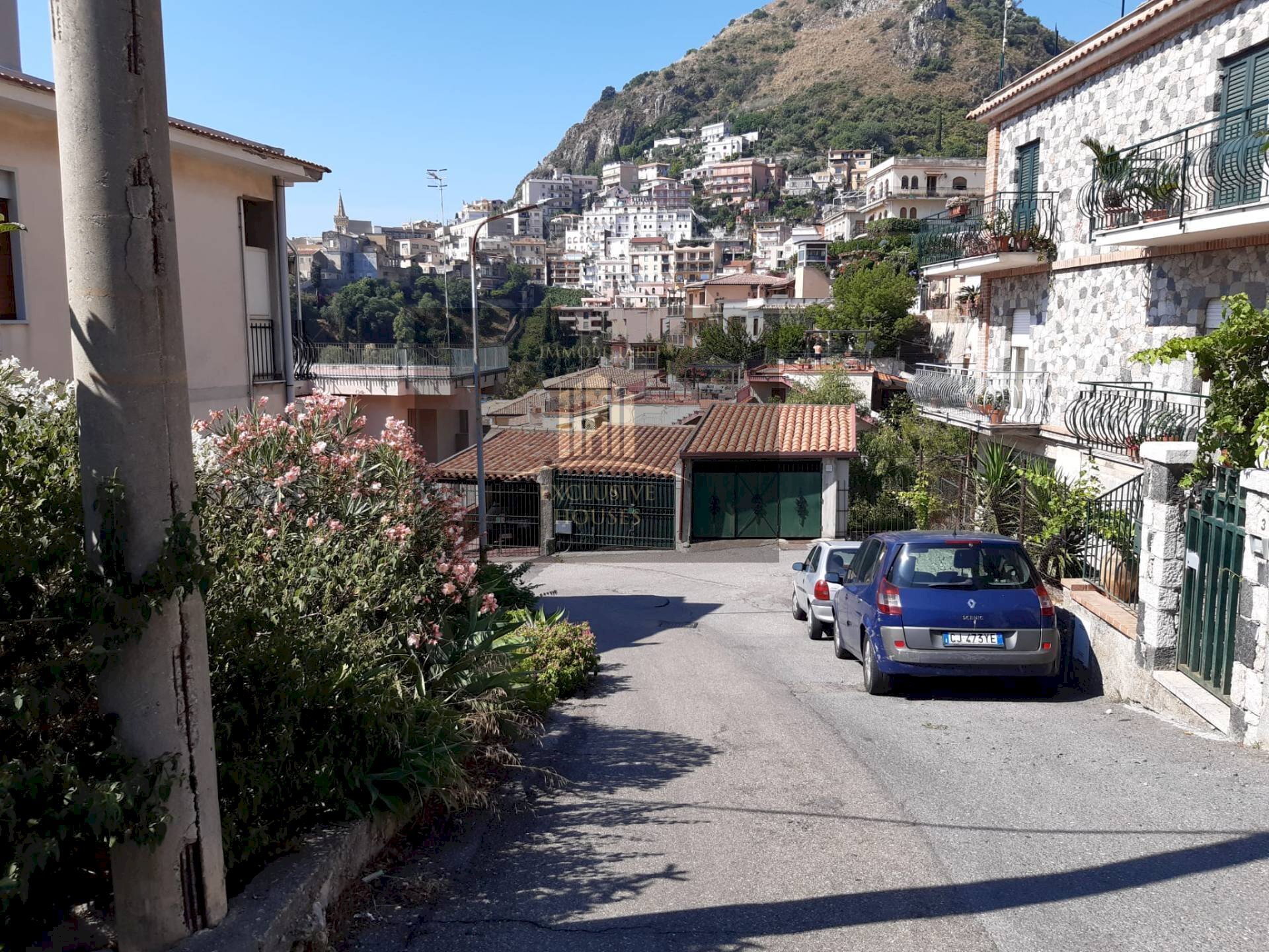 Three-room apartment Traversa  di Via Gaetano Martino, Taormina - photo 3