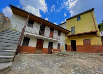 Facciata - Rustico Regione Lunassi, Fabbrica Curone - foto 3