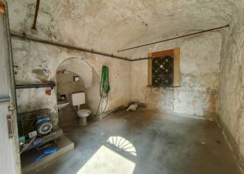 Cantina - Magazzino via Nizza, 32, Imperia - foto 13