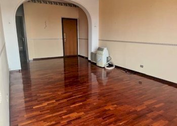 Soggiorno - Quadrilocale via San Giacomo, 52, Alessandria - foto 4