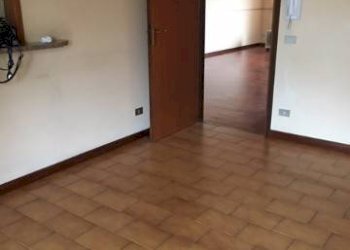 Sala da pranzo - Quadrilocale via San Giacomo, 52, Alessandria - foto 14