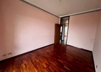 Stanza non arredata - Quadrilocale via San Giacomo, 52, Alessandria - foto 29