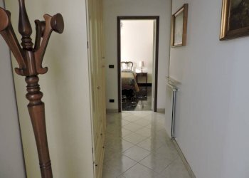 Interno appartamento - Attic via San Pier d'Arena, 22, Genova (neighborhood Sampierdarena) - photo 10