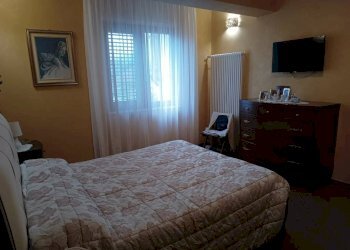 Camera da letto - Quadrilocale via Ginestrelle, San Giorgio del Sannio - foto 17