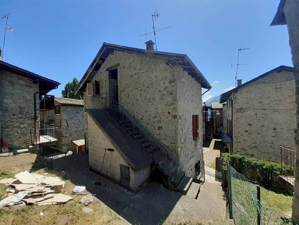 Zona - Rustic contrada Ligari, Sondrio - photo 2
