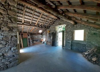 Stanza non arredata - Rustic contrada Ligari, Sondrio - photo 15