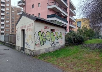 019ba9b5-9d27-4c80-a530-b77357160a67 - Magazzino via Dell' Arcadia, 13, Milano - foto 1