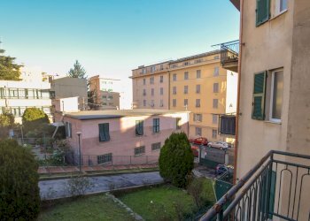 Quadrilocale Via Buffa, Genova (zona Voltri) - foto 2