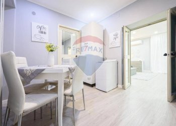 Trilocale Vico Zite Al Lavinaio, Napoli (zona Mercato) - foto 1