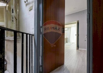 Trilocale Vico Zite Al Lavinaio, Napoli (zona Mercato) - foto 5