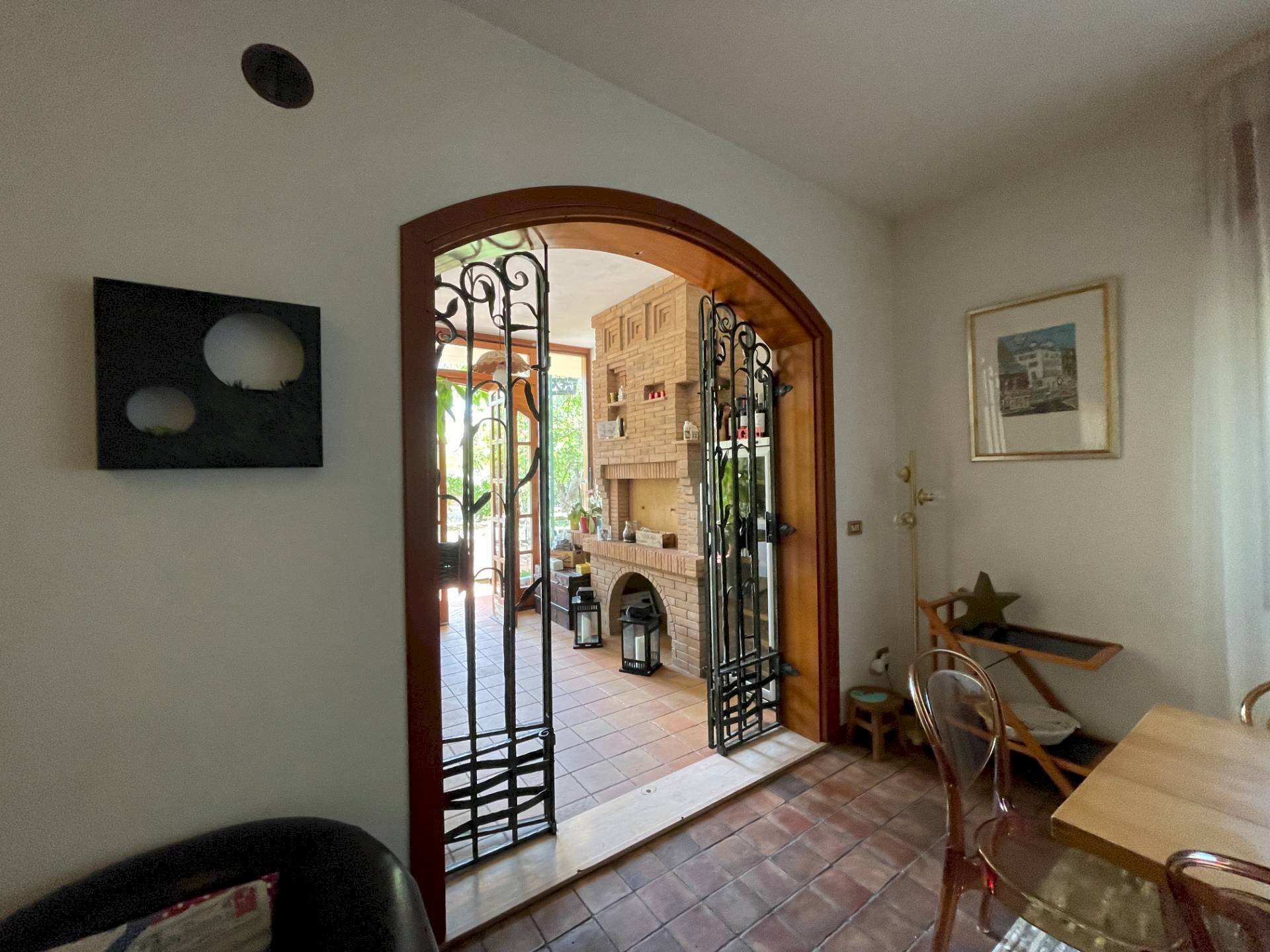 Villa Unifamiliare Via Leonardo Petruzzi, Città Sant'Angelo - foto 2