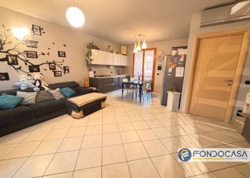 Three-room apartment Palazzolo sull'Oglio via Molinara, Palazzolo sull'Oglio - photo 4