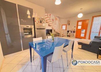 Three-room apartment Palazzolo sull'Oglio via Molinara, Palazzolo sull'Oglio - photo 2