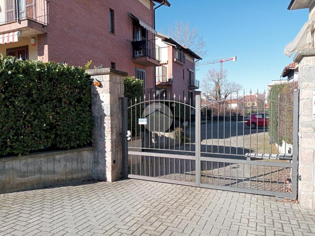 Posto Auto Via Santa Croce, Gassino Torinese - foto 3