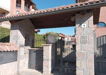 Posto Auto Via Santa Croce, Gassino Torinese - foto 2