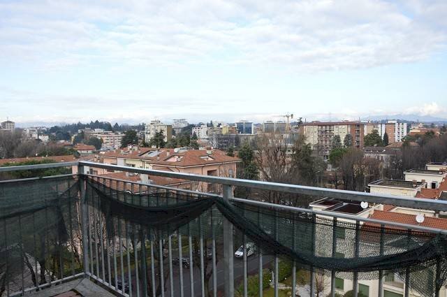 Balcone - Three-room apartment corso Leonardo da Vinci, 33, Gallarate - photo 3