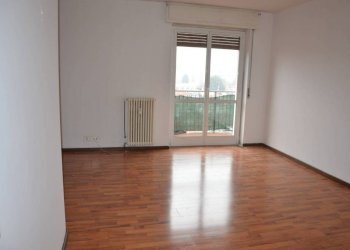 Cucina - Trilocale corso Leonardo da Vinci, 33, Gallarate - foto 3