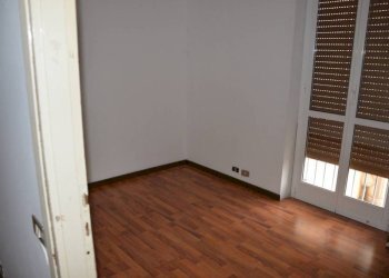 Camera da letto - Trilocale corso Leonardo da Vinci, 33, Gallarate - foto 15