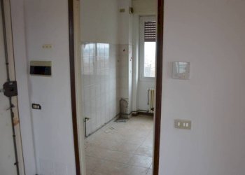 Ingresso - Trilocale corso Leonardo da Vinci, 33, Gallarate - foto 25