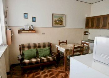 Salone - Villa Frazione Foglia, 5, Vallanzengo - foto 8