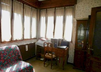 Salone - Villa Frazione Foglia, 5, Vallanzengo - foto 9