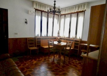 Salone - Villa Frazione Foglia, 5, Vallanzengo - foto 14